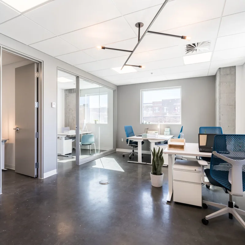 Espace de bureau flexible d'Espace Waverly situé dans le quartier Mile End de Montréal