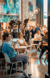 Espace Waverly's lounge-style cafeteria in Montreal's Mile End district. Perfect for corporate events in Montreal