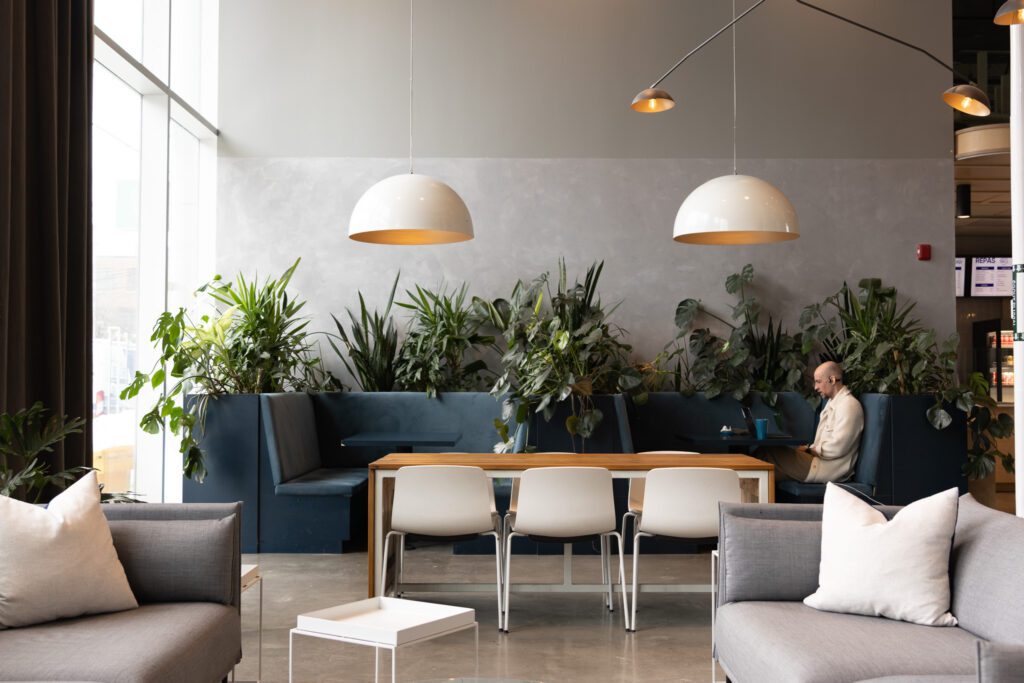 Espace Waverly's lounge-style cafeteria in Montreal's Mile End district. Perfect for corporate events in Montreal